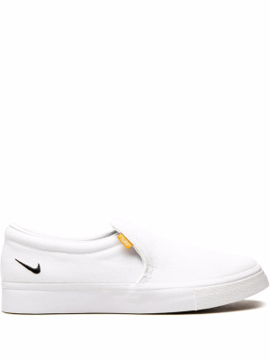 

Court Royale AC slip-on sneakers, Nike Court Royale AC slip-on sneakers