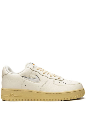 Air Force 1 Jewel "Coconut Milk" sneakers, Nike Air Force 1 Jewel "Coconut Milk" sneakers
Air Force 1 Jewel "Coconut Milk" sneakers, Nike Air Force 1 Jewel "Coconut Milk" sneakers