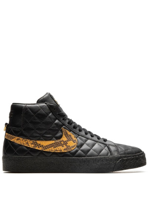 X Supreme SB Blazer "Black" sneakers, Nike X Supreme SB Blazer "Black" sneakers
X Supreme SB Blazer "Black" sneakers, Nike X Supreme SB Blazer "Black" sneakers