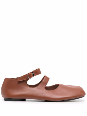 Tabi ankle-strap ballerina shoes, Maison Margiela Tabi ankle-strap ballerina shoes
Tabi ankle-strap ballerina shoes, Maison Margiela Tabi ankle-strap ballerina shoes