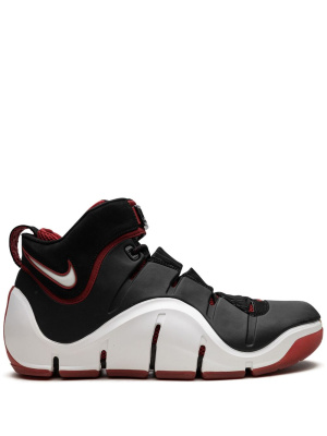 Zoom LeBron 4 "Black/White/Red" sneakers, Nike Zoom LeBron 4 "Black/White/Red" sneakers
Zoom LeBron 4 "Black/White/Red" sneakers, Nike Zoom LeBron 4 "Black/White/Red" sneakers