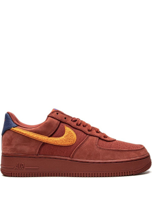 Air Force 1 Low "La Familia" sneakers, Nike Air Force 1 Low "La Familia" sneakers
Air Force 1 Low "La Familia" sneakers, Nike Air Force 1 Low "La Familia" sneakers