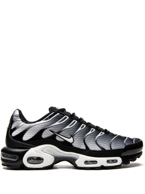 Air Max Plus "Black/Silver" sneakers, Nike Air Max Plus "Black/Silver" sneakers
Air Max Plus "Black/Silver" sneakers, Nike Air Max Plus "Black/Silver" sneakers