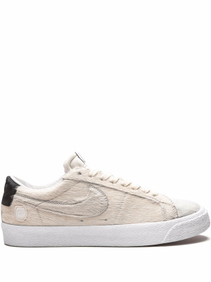 SB Blazer Low "Medicom Toy 2020" sneakers, Nike SB Blazer Low "Medicom Toy 2020" sneakers
SB Blazer Low "Medicom Toy 2020" sneakers, Nike SB Blazer Low "Medicom Toy 2020" sneakers