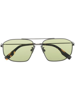 Logo-engraved geometric-frame sunglasses, MCQ Logo-engraved geometric-frame sunglasses
Logo-engraved geometric-frame sunglasses, MCQ Logo-engraved geometric-frame sunglasses