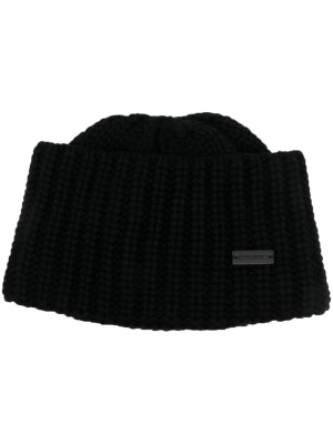 Logo-plaque chunky knit cashmere beanie, Saint Laurent Logo-plaque chunky knit cashmere beanie
Logo-plaque chunky knit cashmere beanie, Saint Laurent Logo-plaque chunky knit cashmere beanie