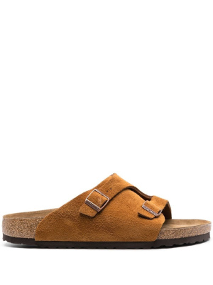 Open-toe buckle-fastening sandals, Birkenstock Open-toe buckle-fastening sandals
Open-toe buckle-fastening sandals, Birkenstock Open-toe buckle-fastening sandals