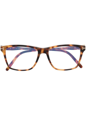 Tortoiseshell-effect square-frame glasses, TOM FORD Eyewear Tortoiseshell-effect square-frame glasses
Tortoiseshell-effect square-frame glasses, TOM FORD Eyewear Tortoiseshell-effect square-frame glasses