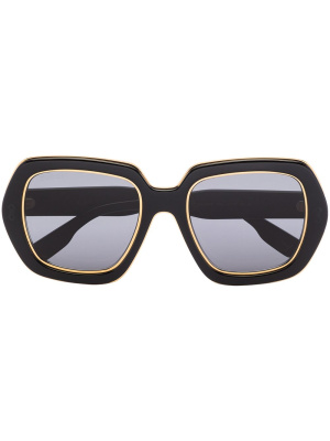Metallic-trim square-frame sunglasses, Gucci Eyewear Metallic-trim square-frame sunglasses
Metallic-trim square-frame sunglasses, Gucci Eyewear Metallic-trim square-frame sunglasses