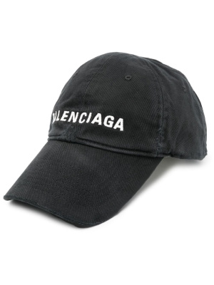 Logo-embroidered cotton baseball cap, Balenciaga Logo-embroidered cotton baseball cap
Logo-embroidered cotton baseball cap, Balenciaga Logo-embroidered cotton baseball cap