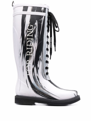 Slogan-print metallic rubber boots, Off-White Slogan-print metallic rubber boots
Slogan-print metallic rubber boots, Off-White Slogan-print metallic rubber boots