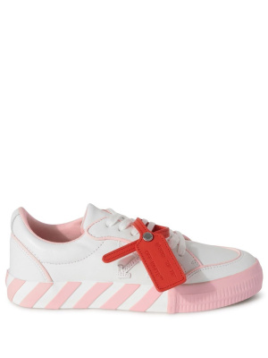 Low Vulcanized Outlined sneakers, Off-White Low Vulcanized Outlined sneakers
Low Vulcanized Outlined sneakers, Off-White Low Vulcanized Outlined sneakers