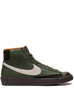 Blazer Mid '77 Vintage "Army Olive" sneakers, Nike Blazer Mid '77 Vintage "Army Olive" sneakers
Blazer Mid '77 Vintage "Army Olive" sneakers, Nike Blazer Mid '77 Vintage "Army Olive" sneakers