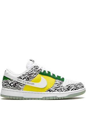 Dunk Low "Doernbecher 2022" sneakers, Nike Dunk Low "Doernbecher 2022" sneakers
Dunk Low "Doernbecher 2022" sneakers, Nike Dunk Low "Doernbecher 2022" sneakers