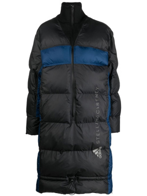 Long padded winter jacket, Adidas by Stella McCartney Long padded winter jacket
Long padded winter jacket, Adidas by Stella McCartney Long padded winter jacket