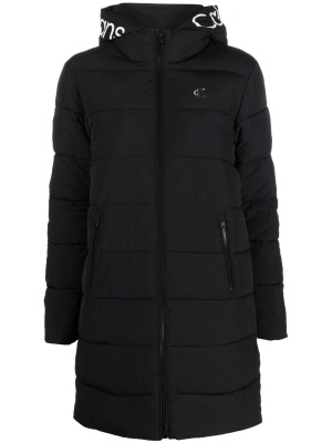 Logo-print hooded padded coat, Calvin Klein Jeans Logo-print hooded padded coat
Logo-print hooded padded coat, Calvin Klein Jeans Logo-print hooded padded coat