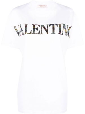Logo-embellished short-sleeved T-shirt, Valentino Garavani Logo-embellished short-sleeved T-shirt
Logo-embellished short-sleeved T-shirt, Valentino Garavani Logo-embellished short-sleeved T-shirt