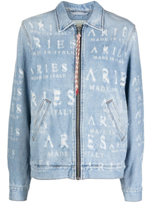 Distressed logo-lettering denim jakcet, Aries Distressed logo-lettering denim jakcet
Distressed logo-lettering denim jakcet, Aries Distressed logo-lettering denim jakcet