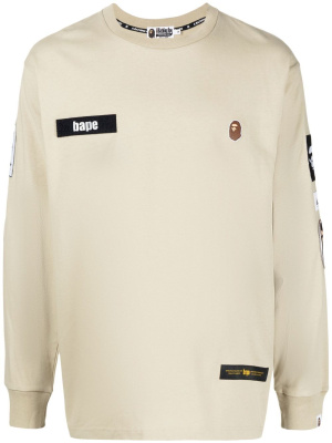 Logo patchwork long-sleeve T-shirt, A BATHING APE® Logo patchwork long-sleeve T-shirt
Logo patchwork long-sleeve T-shirt, A BATHING APE® Logo patchwork long-sleeve T-shirt