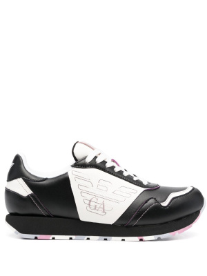 Logo-embroidered low-top sneakers, Emporio Armani Logo-embroidered low-top sneakers
Logo-embroidered low-top sneakers, Emporio Armani Logo-embroidered low-top sneakers