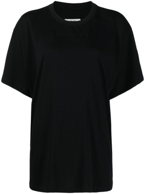 Stitch-detail short-sleeve T-shirt, MM6 Maison Margiela Stitch-detail short-sleeve T-shirt
Stitch-detail short-sleeve T-shirt, MM6 Maison Margiela Stitch-detail short-sleeve T-shirt