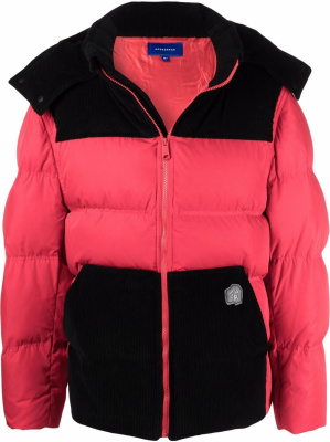 Colour-block panelled padded jacket, Ader Error Colour-block panelled padded jacket
Colour-block panelled padded jacket, Ader Error Colour-block panelled padded jacket