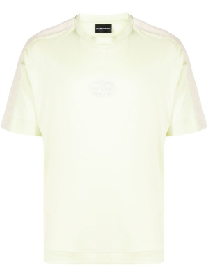 Logo-patch short-sleeve T-shirt, Emporio Armani Logo-patch short-sleeve T-shirt
Logo-patch short-sleeve T-shirt, Emporio Armani Logo-patch short-sleeve T-shirt