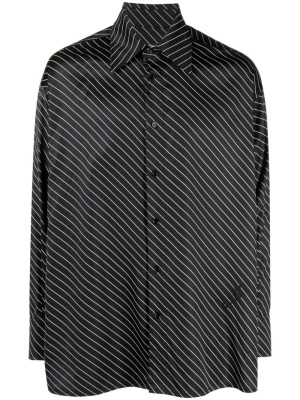 Stripe-pattern long-sleeved shirt, MM6 Maison Margiela Stripe-pattern long-sleeved shirt
Stripe-pattern long-sleeved shirt, MM6 Maison Margiela Stripe-pattern long-sleeved shirt