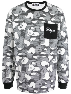 Shark camouflage-print long-sleeve top, A BATHING APE® Shark camouflage-print long-sleeve top
Shark camouflage-print long-sleeve top, A BATHING APE® Shark camouflage-print long-sleeve top