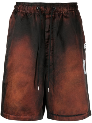 Faded-effect drawstring-waist shorts, Maison Mihara Yasuhiro Faded-effect drawstring-waist shorts
Faded-effect drawstring-waist shorts, Maison Mihara Yasuhiro Faded-effect drawstring-waist shorts