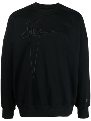Logo-embroidered pullover sweatshirt, Rick Owens X Champion Logo-embroidered pullover sweatshirt
Logo-embroidered pullover sweatshirt, Rick Owens X Champion Logo-embroidered pullover sweatshirt