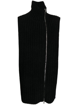 Off-centre zip turtle-neck vest, Yohji Yamamoto Off-centre zip turtle-neck vest
Off-centre zip turtle-neck vest, Yohji Yamamoto Off-centre zip turtle-neck vest