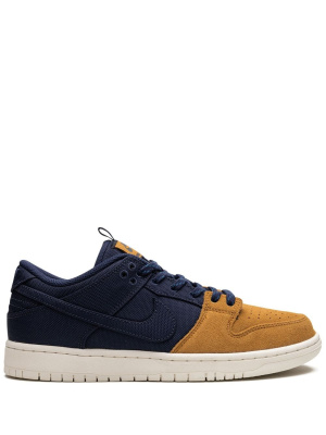 SB Dunk Low "Midnight Navy/Desert Ochre" sneakers, Nike SB Dunk Low "Midnight Navy/Desert Ochre" sneakers
SB Dunk Low "Midnight Navy/Desert Ochre" sneakers, Nike SB Dunk Low "Midnight Navy/Desert Ochre" sneakers