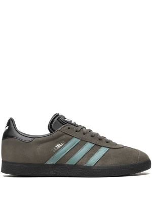 Gazelle "Olive Green/Black" sneakers, Adidas Gazelle "Olive Green/Black" sneakers
Gazelle "Olive Green/Black" sneakers, Adidas Gazelle "Olive Green/Black" sneakers