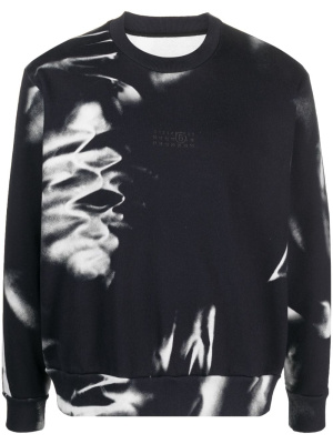 Abstract-print cotton sweatshirt, MM6 Maison Margiela Abstract-print cotton sweatshirt
Abstract-print cotton sweatshirt, MM6 Maison Margiela Abstract-print cotton sweatshirt
