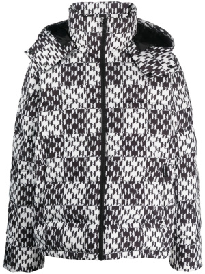 Monogram-print checked down jacket, Karl Lagerfeld Monogram-print checked down jacket
Monogram-print checked down jacket, Karl Lagerfeld Monogram-print checked down jacket