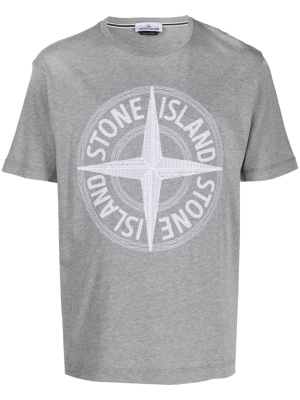 Logo-print short-sleeved T-shirt, Stone Island Logo-print short-sleeved T-shirt
Logo-print short-sleeved T-shirt, Stone Island Logo-print short-sleeved T-shirt