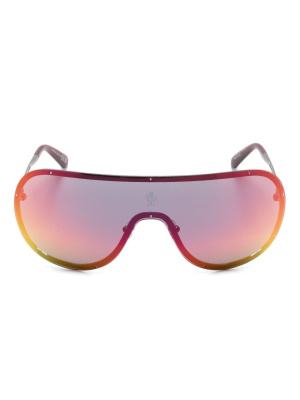 Avionn mirrored shield-frame sunglasses, Moncler Eyewear Avionn mirrored shield-frame sunglasses
Avionn mirrored shield-frame sunglasses, Moncler Eyewear Avionn mirrored shield-frame sunglasses