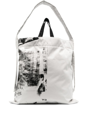 Logo-print recycled polyester tote bag, Y-3 Logo-print recycled polyester tote bag
Logo-print recycled polyester tote bag, Y-3 Logo-print recycled polyester tote bag
