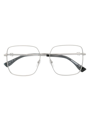 Logo-engraved square-frame glasses, Dsquared2 Eyewear Logo-engraved square-frame glasses
Logo-engraved square-frame glasses, Dsquared2 Eyewear Logo-engraved square-frame glasses
