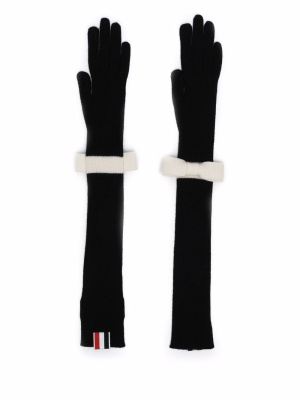 Touchscreen bow-embellished opera gloves, Thom Browne Touchscreen bow-embellished opera gloves
Touchscreen bow-embellished opera gloves, Thom Browne Touchscreen bow-embellished opera gloves