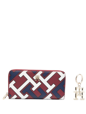 Monogram wallet and keyring set, Tommy Hilfiger Monogram wallet and keyring set
Monogram wallet and keyring set, Tommy Hilfiger Monogram wallet and keyring set
