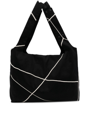 Contrasting-braid detail tote bag, Discord Yohji Yamamoto Contrasting-braid detail tote bag
Contrasting-braid detail tote bag, Discord Yohji Yamamoto Contrasting-braid detail tote bag