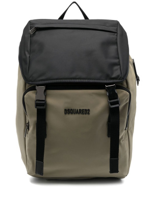 Logo-appliqué drawstring backpack, Dsquared2 Logo-appliqué drawstring backpack
Logo-appliqué drawstring backpack, Dsquared2 Logo-appliqué drawstring backpack