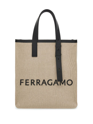 Embossed-logo leather tote bag, Ferragamo Embossed-logo leather tote bag
Embossed-logo leather tote bag, Ferragamo Embossed-logo leather tote bag