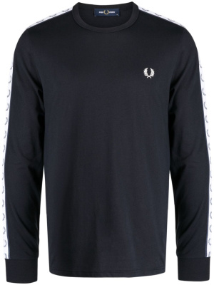 Embroidered-logo long-sleeve sweatshirt, Fred Perry Embroidered-logo long-sleeve sweatshirt
Embroidered-logo long-sleeve sweatshirt, Fred Perry Embroidered-logo long-sleeve sweatshirt