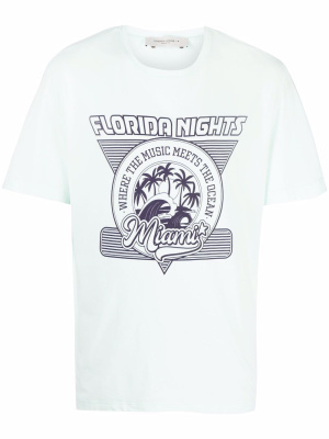 Graphic-print short-sleeve T-shirt, Golden Goose Graphic-print short-sleeve T-shirt
Graphic-print short-sleeve T-shirt, Golden Goose Graphic-print short-sleeve T-shirt