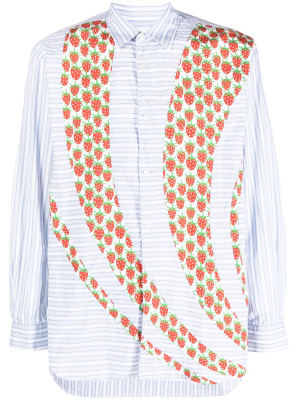 Strawberry-print detail shirt, Comme Des Garçons Shirt Strawberry-print detail shirt
Strawberry-print detail shirt, Comme Des Garçons Shirt Strawberry-print detail shirt