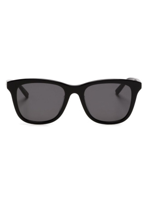 Logo-print oversize-frame sunglasses, Saint Laurent Eyewear Logo-print oversize-frame sunglasses
Logo-print oversize-frame sunglasses, Saint Laurent Eyewear Logo-print oversize-frame sunglasses