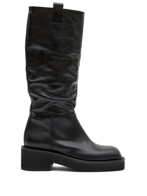 Logo-embroidered round-toe boots, MM6 Maison Margiela Logo-embroidered round-toe boots
Logo-embroidered round-toe boots, MM6 Maison Margiela Logo-embroidered round-toe boots